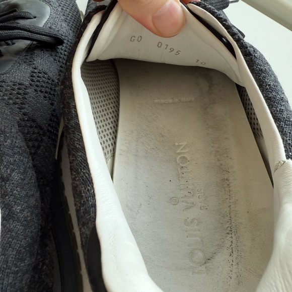 Louis Vuitton Run Away Sneaker Size 10 - Picture 7 of 7